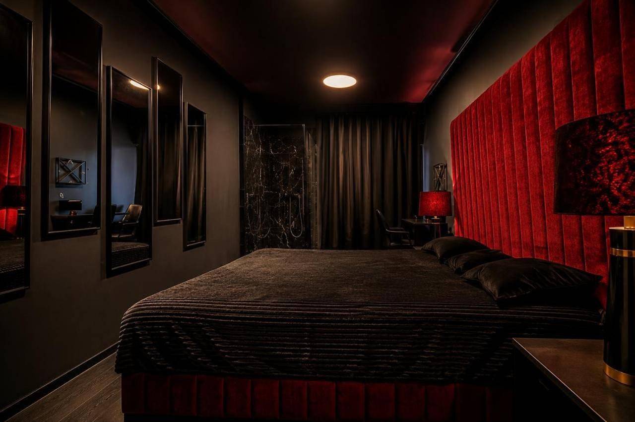 Cały apartament, Klub z pokojami i jacuzzi wynajem na imprezy in Opole, Region Opole