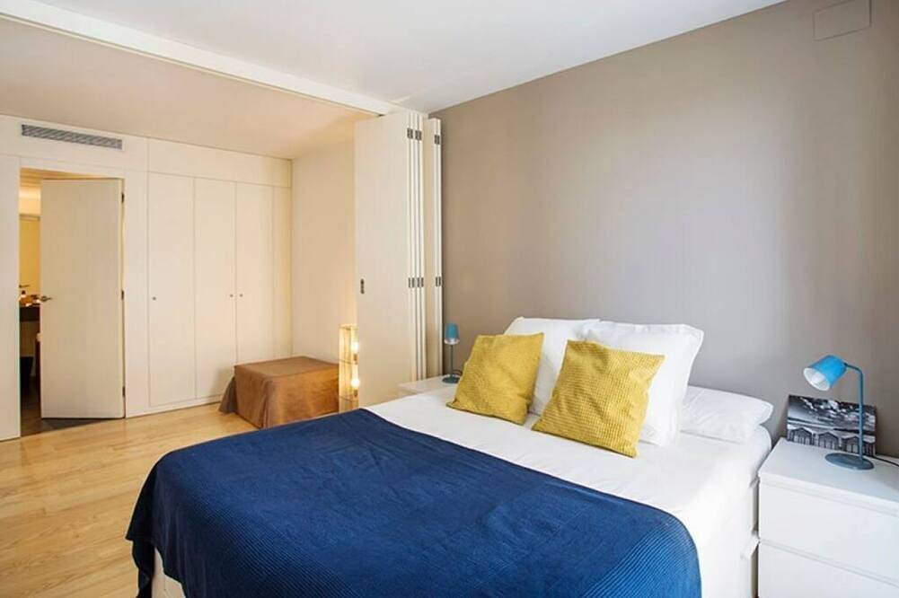 Wonderful 1 bedroom apartment front of the Beach in Platja de la Mar Bella (Barcelona), Barcelona