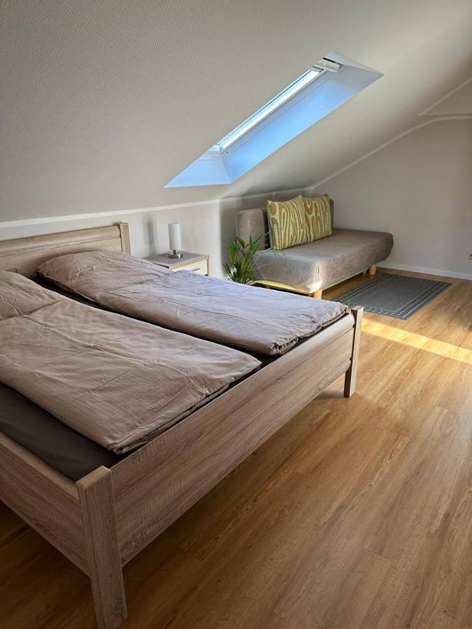 Ferienwohnung für 4 Personen, mit Balkon und Terrasse sowie Garten und Ausblick in Monreal - 3