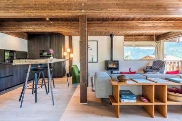 Gîte pour 8 personnes, avec jardin à La Côte-d'Arbroz