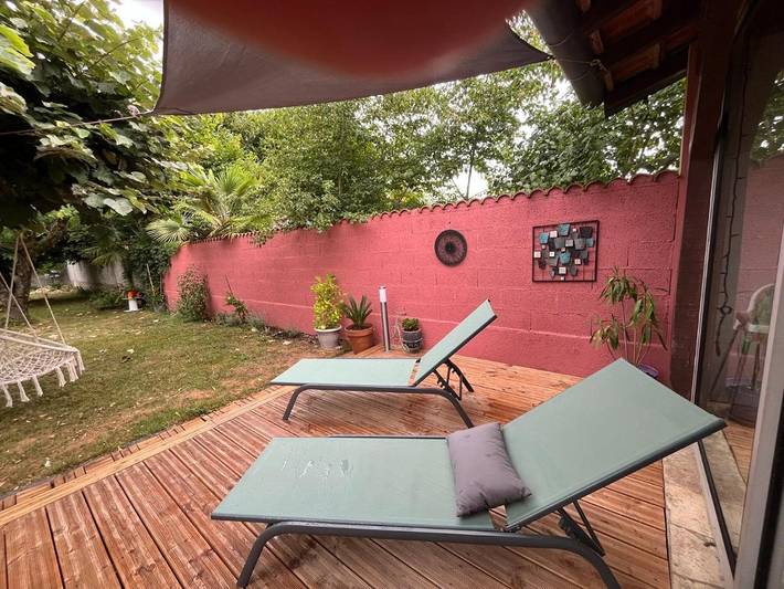 Location de vacances pour 8 personnes, avec jardin, adapté aux familles à Juillan - 3