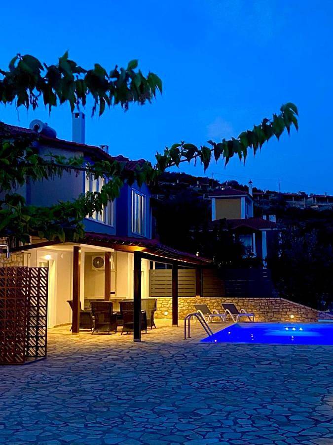 Apollo Romantic Sea View Villa in Xiropigado, Kinuria