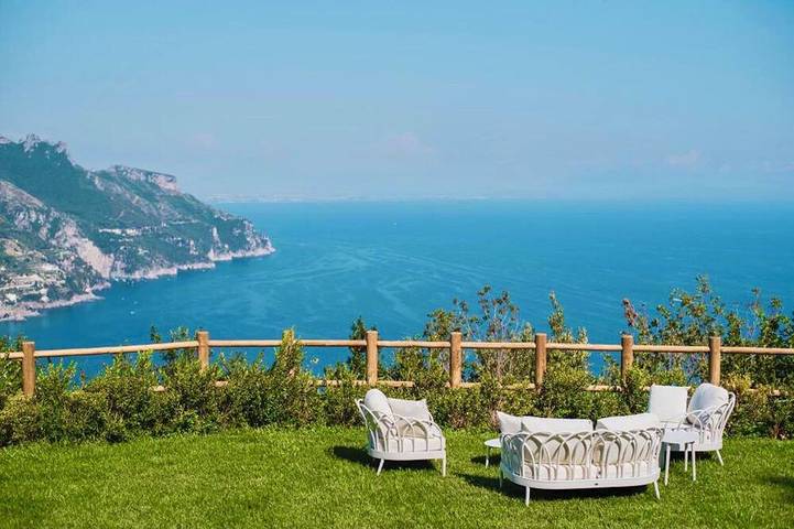 Villa for 12 people, with pool in Ravello