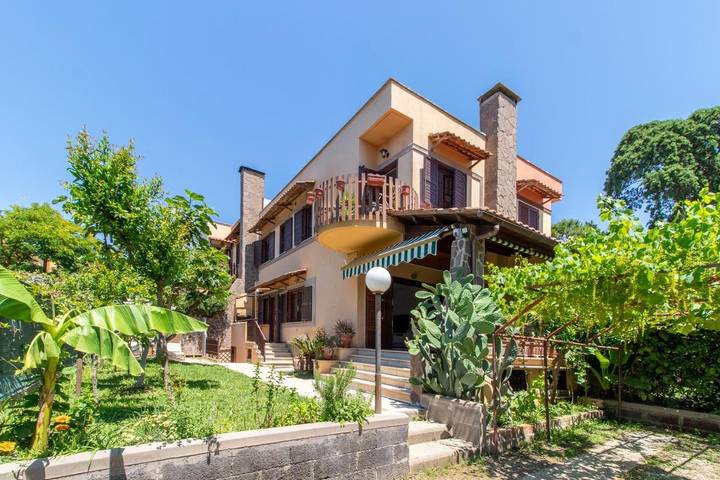 Villa per 6 persone, con giardino e panorama a Santa Marinella