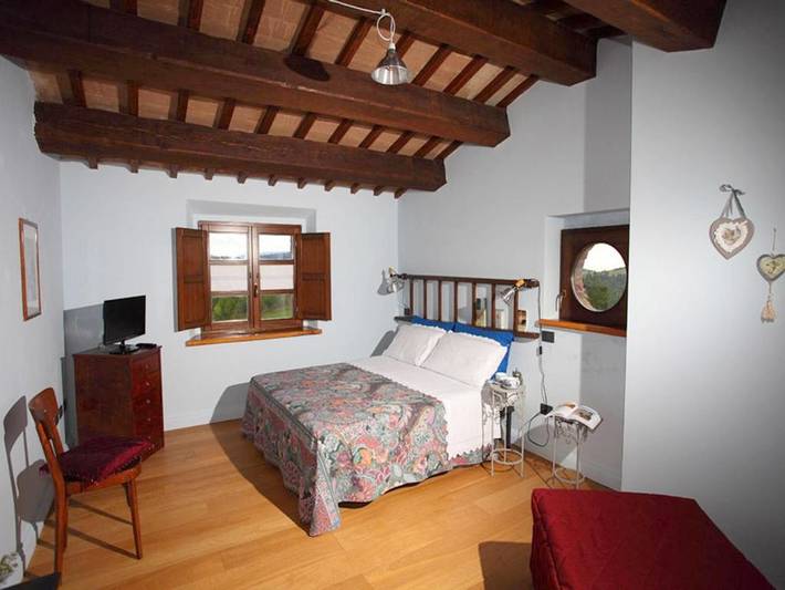 Hôtel pour 3 personnes, avec jacuzzi et jardin à Gualdo Tadino - 3