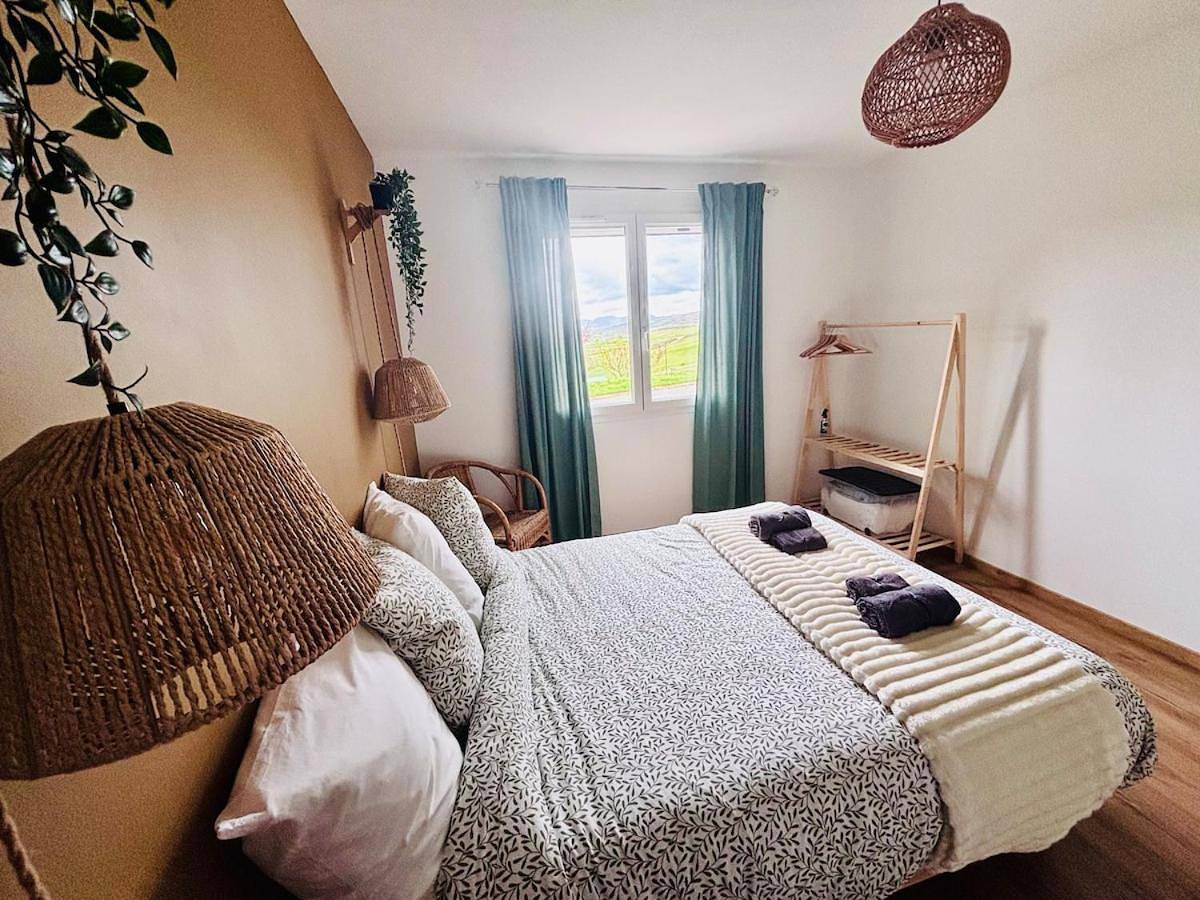 Appartement entier, One-Bedroom Apartment in Montlaur (Midi-Pyrénées), Parc naturel régional des Grands Causses