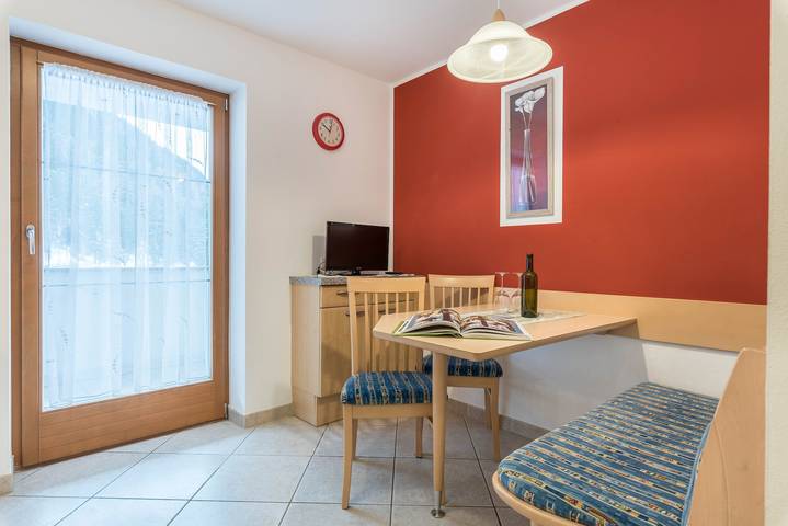 Ferienwohnung für 3 Personen, mit Balkon in Sarntal - 3