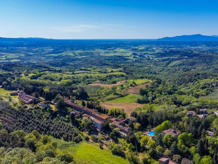 Gîte pour 8 personnes, avec terrasse et jardin, animaux acceptés à Montaione - 4