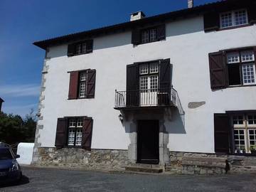 Gîte pour 2 personnes, avec jardin et vue à Espelette