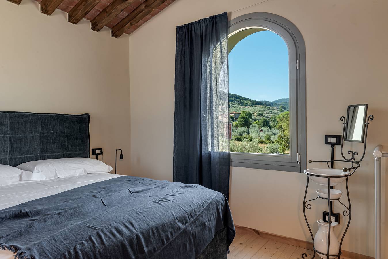 Villa 'Fattoria Mantellassi' with Private Garden, Wi-Fi, and Air Conditioning in Quarrata, Pistoia Province