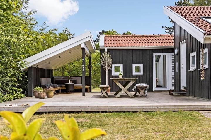Ferienhaus für 6 Personen, mit Terrasse und Sauna in Dyngby Strand