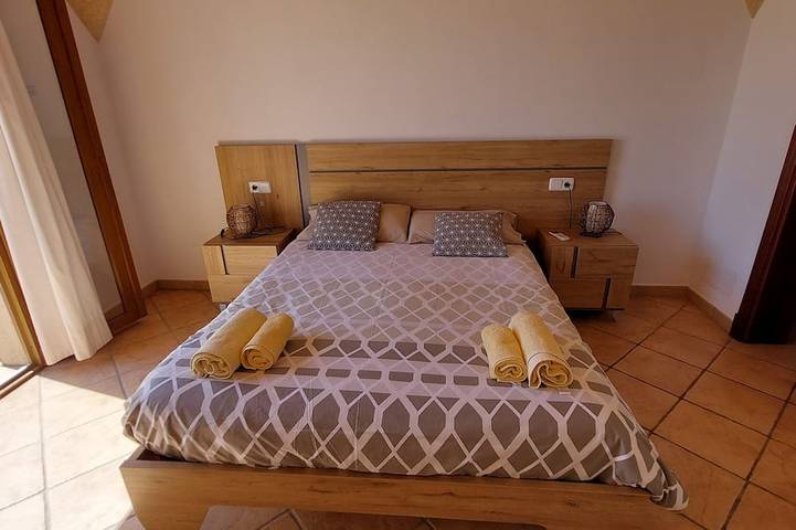 Finca für 10 Personen, mit Terrasse und Garten in Calas de Mallorca - 4