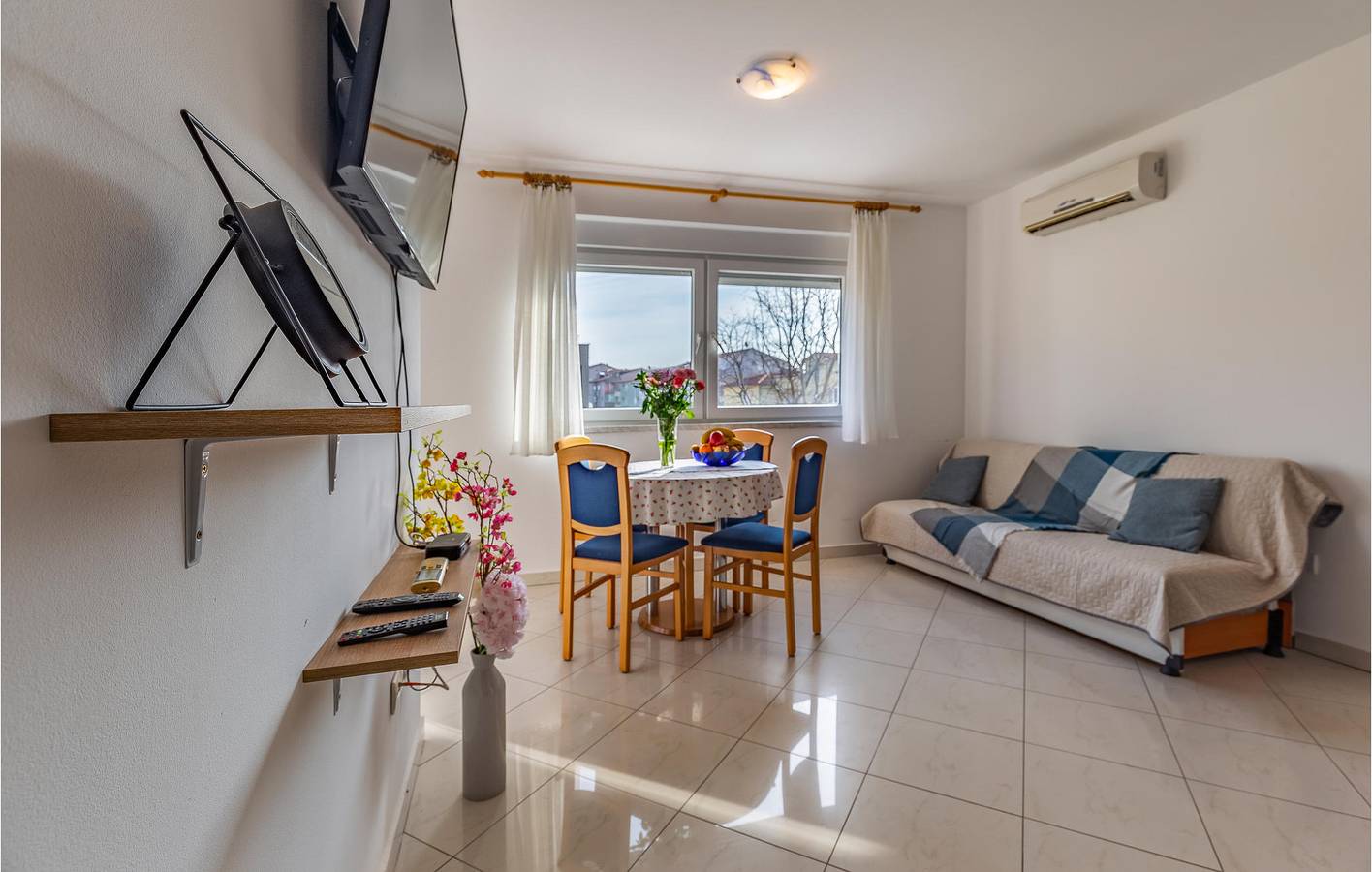 Ganze Ferienwohnung, Ferienwohnung für 6 Personen mit Terrasse in Medulin, Pula-Medulin