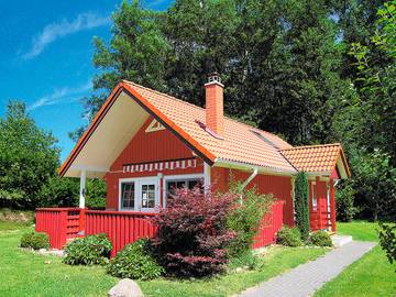 Ferienhaus für 4 Personen, mit Sauna und Terrasse in Krakow am See