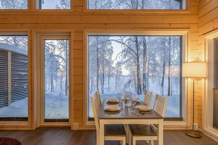 Appartement de vacances pour 6 personnes, avec vue et terrasse ainsi que sauna et vue sur le lac, animaux acceptés