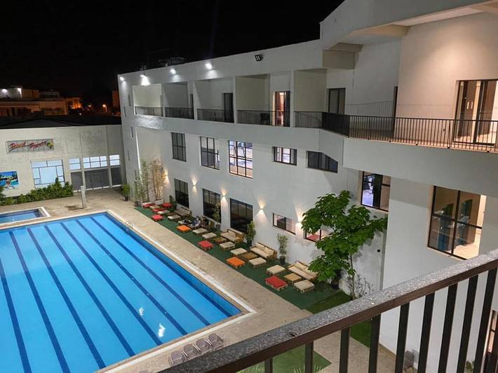 Hôtel pour 2 personnes, adapté aux familles - 1