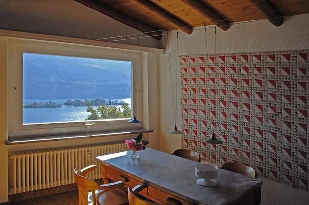 Ganze Wohnung, Ferienwohnung Ronco sopra Ascona für 1 - 2 Personen mit 1 Schlafzimmer - Ferienwohnung in Ronco sopra Ascona, Tessiner Alpen