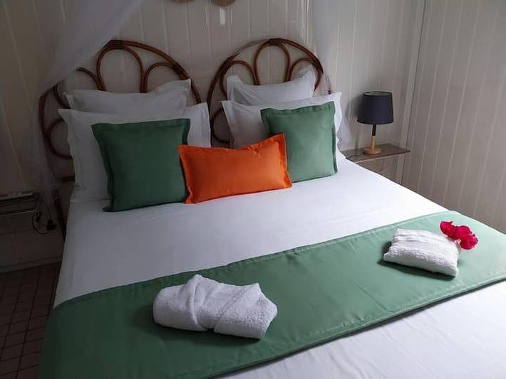 Gîte pour 4 personnes, avec jardin et vue dans Plage de Petite Anse - 4