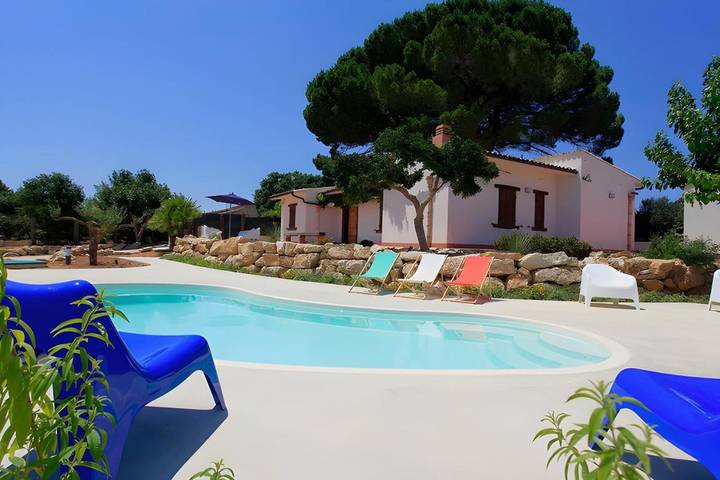 Villa per 10 persone, con giardino e piscina a Partinico