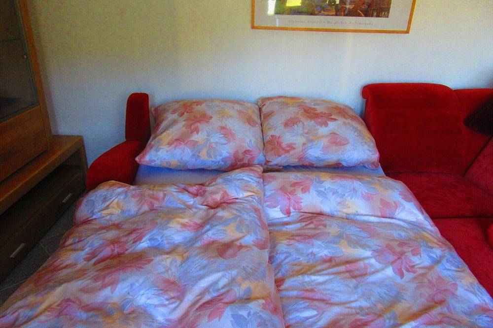 Ganze Wohnung, Schöne Ferienwohnung Balkon/Rheinblick: Rhein, Rheinsteig, Wandern Boxspringbett in Kamp-Bornhofen, Mittelrhein
