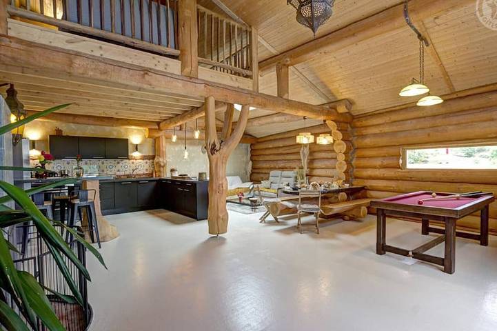 Gîte pour 8 personnes, avec jardin