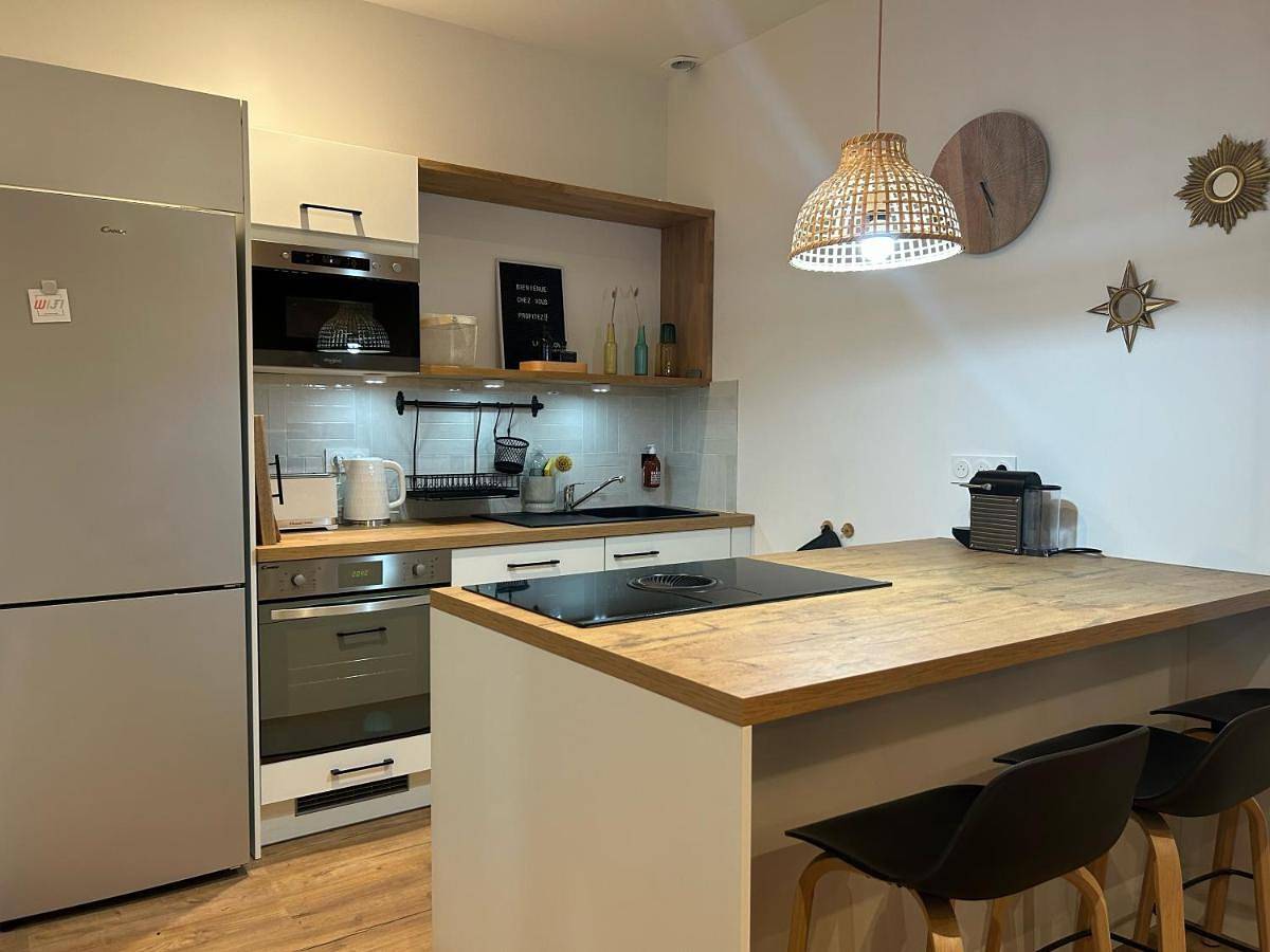 Four-Bedroom House in Castres, Région de Castres