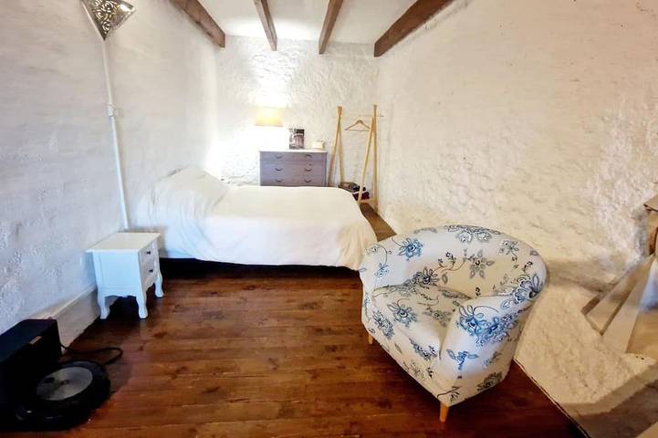 Gîte pour 4 personnes, avec jardin à Puisserguier - 2