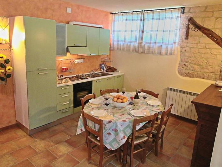 Ferienhaus für 6 Personen, mit Terrasse und Garten sowie Pool in Marche - 4