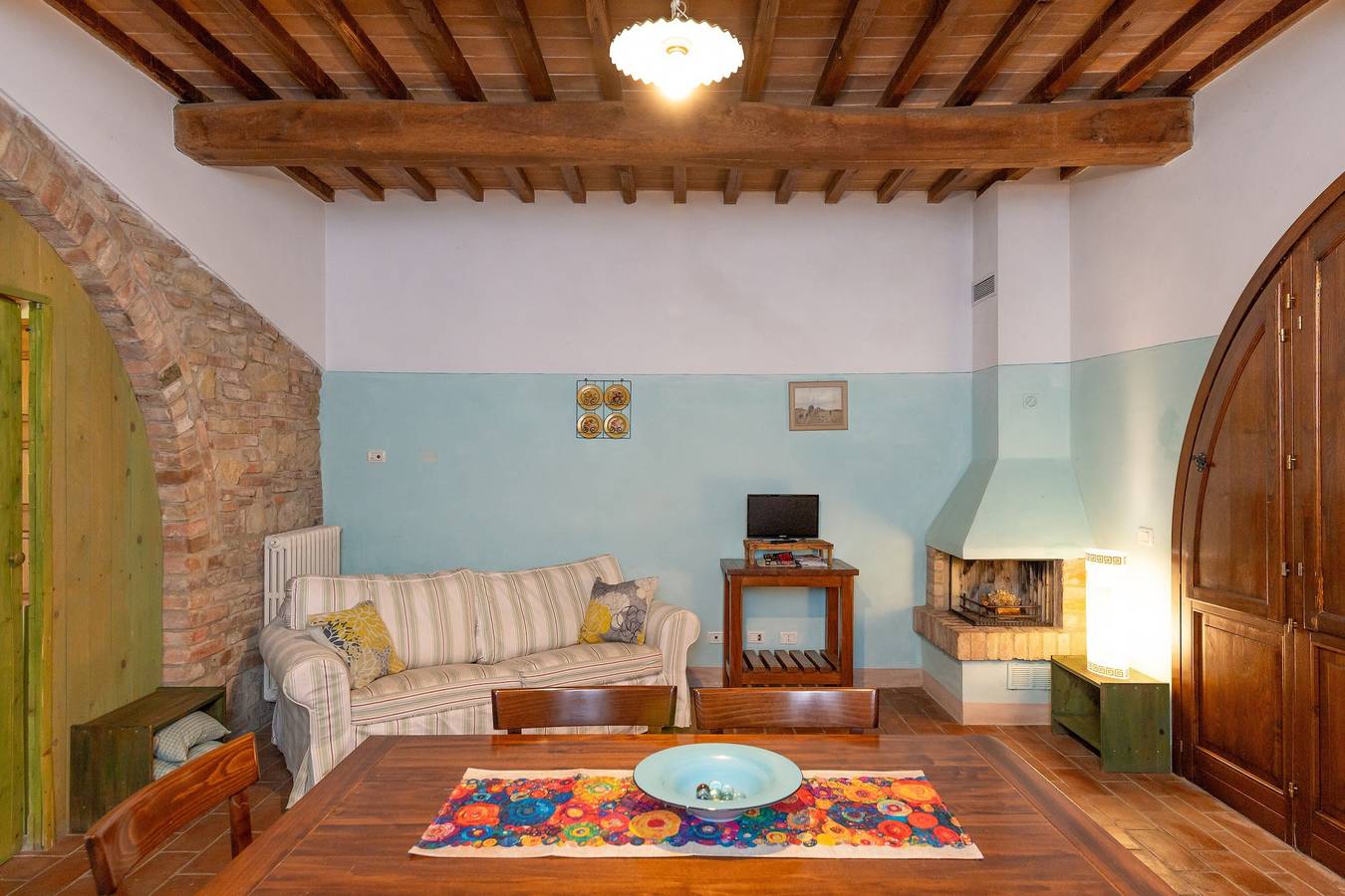 Ferienhaus 'Cottege' mit Gemeinschaftspool, privater Terrasse und Wlan in Palaia, Pisa Provinz