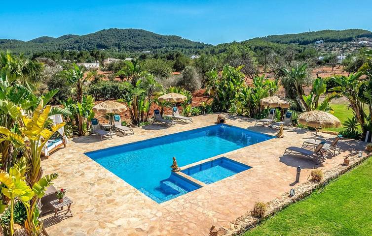 Apartamento para 8 personas, con piscina para niños y jardín en Ibiza