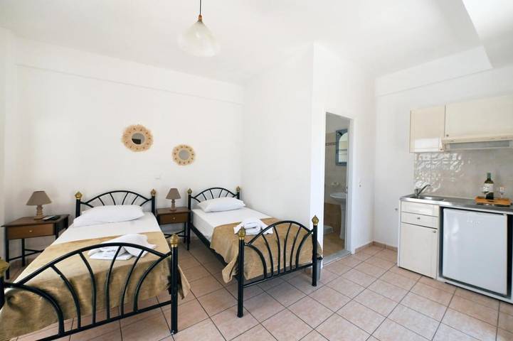 Maison d’hôte pour 2 personnes, avec vue et balcon dans Syros - 3