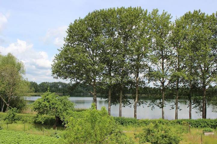 Ferienwohnung für 4 Personen, mit Terrasse und Garten sowie Sauna in Kyritz