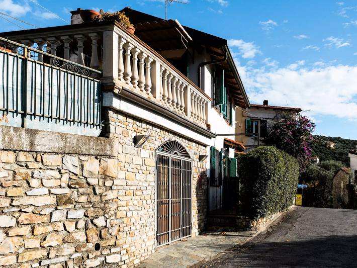 Location de vacances pour 4 personnes, avec terrasse à Diano San Pietro - 2