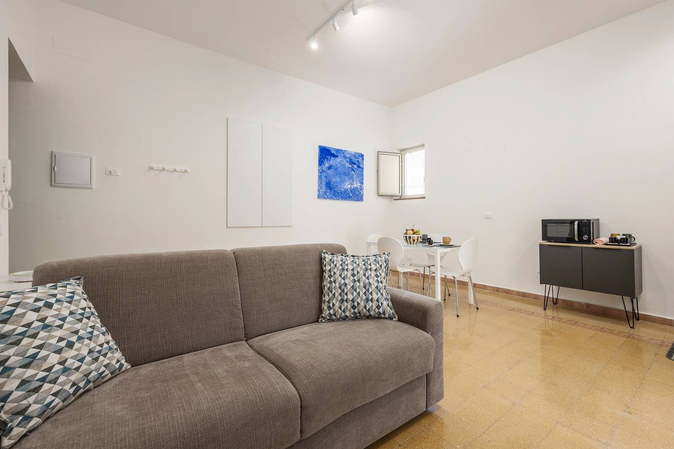 Apartamento entero, Apartamento 'Almaré Mondello' con Balcón, Wi-Fi y Aire Acondicionado in Palermo, Provincia de Palermo