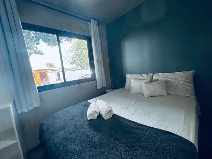 Casas e apartamentos de temporada para 3 pessoas, com terraço e piscina em Roraima