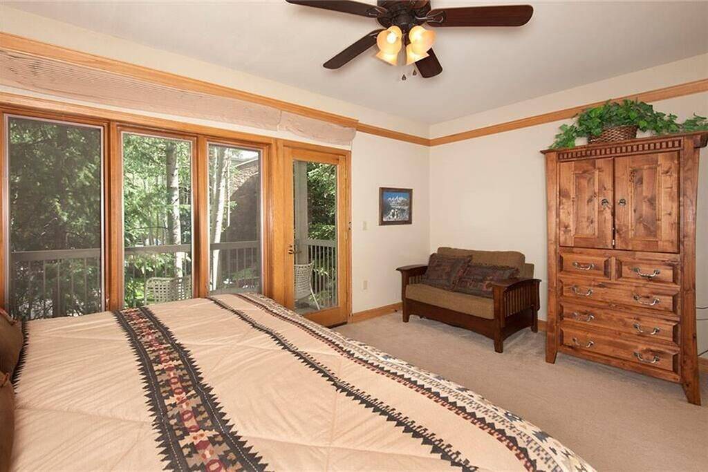 Ganze Wohnung, Ski In / Ski Out | Privater Whirlpool | Schlafmöglichkeiten für 8 | Kostenlose Parkplätze in Arapahoe Basin