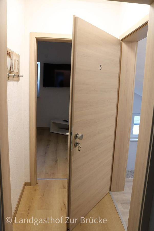 Ferienhaus für 5 Personen, mit Seeblick und Sauna sowie Garten und Ausblick in Senheim - 4