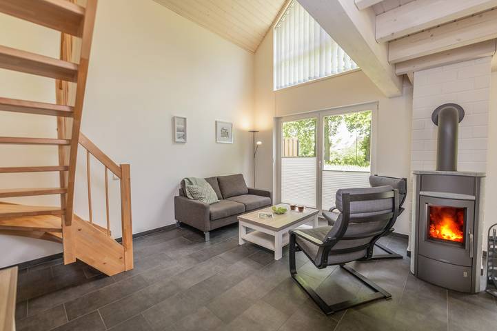 Holiday home for 4 people, with terrace and garden as well as hot tub and sauna - 1