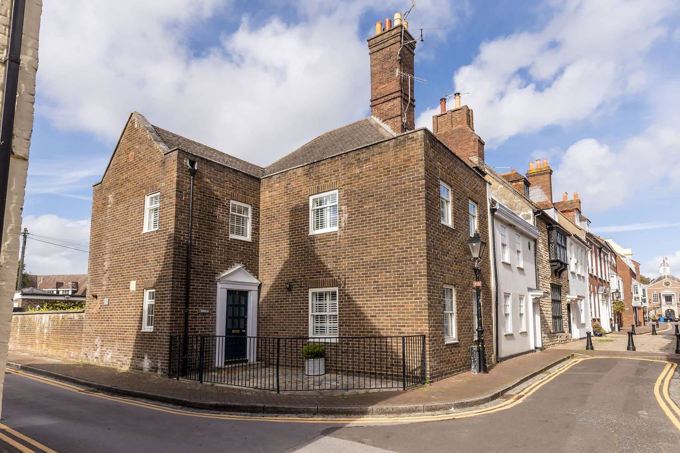 Chimneys - Old Town Poole Location in Poole, Poole Harbour