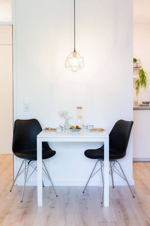 Ganze Wohnung, Lexapartments Holiday Appartement mit Sonnenterrasse in Reutlingen, Neckar-Alb
