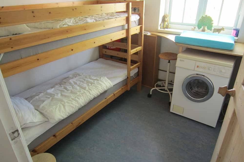 Ganze Wohnung, Ferienwohnung in großem Garten, nahe Strand und Dünen in Groet, Noord-Holland - Nordseeküste