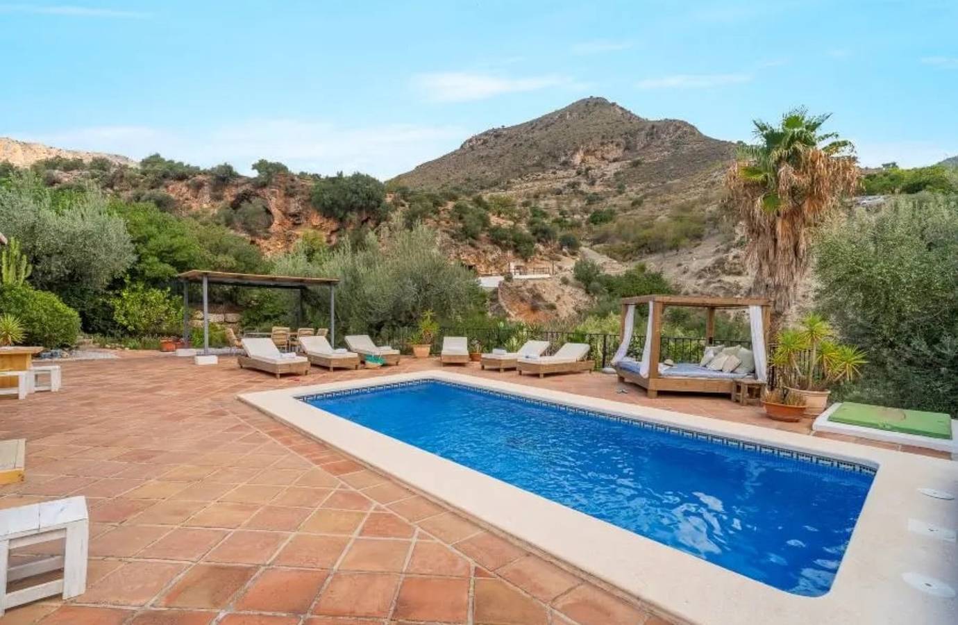 Villa 'Casa Siempre Verde' with Mountain View, Wi-Fi and Air Conditioning in Alcaucín, Málaga Province