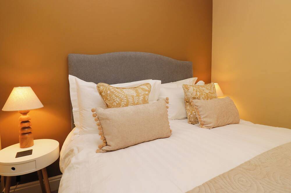 Jenny'S, pet friendly, with a garden in Hawkshead in Hawkshead, Lake District