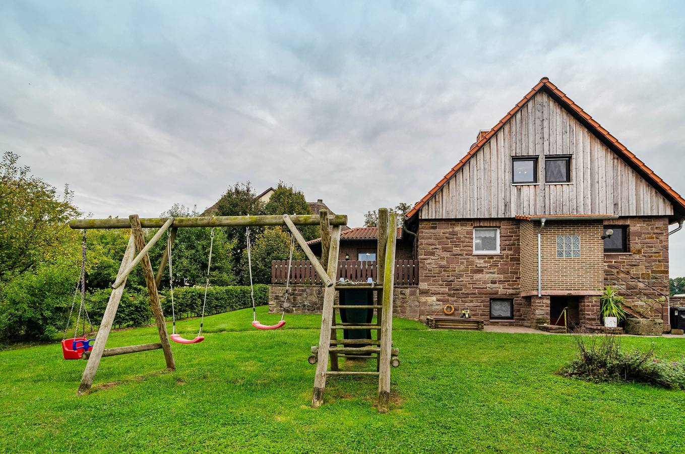 Ferienhaus 'Hillebrand' mit privater Terrasse, privatem Garten und Sauna in Trendelburg, Hessisches Bergland