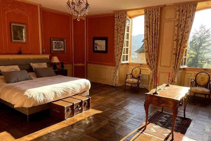 Château pour 22 personnes, avec jardin dans le Lot - 3