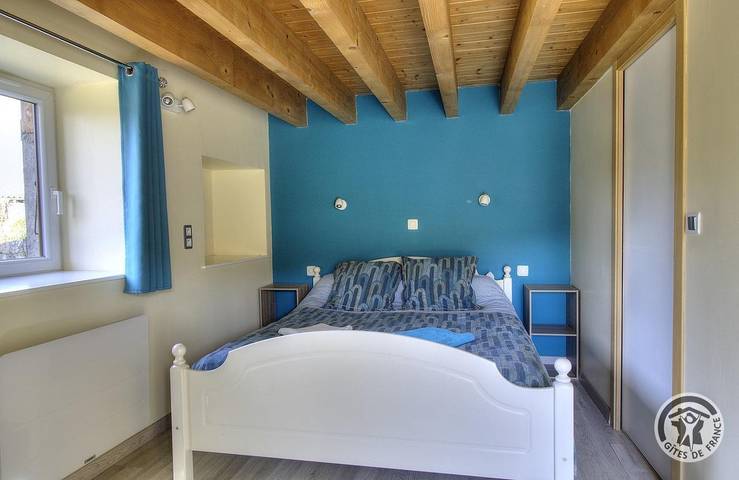 Gîte pour 4 personnes, avec piscine et terrasse dans Rhône - 4