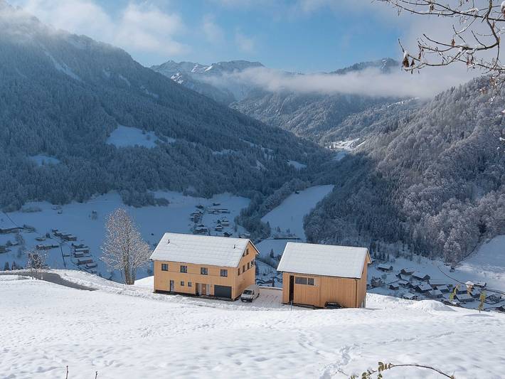 Bauernhaus für 5 Personen, mit Balkon und Garten sowie Ausblick in Mellau