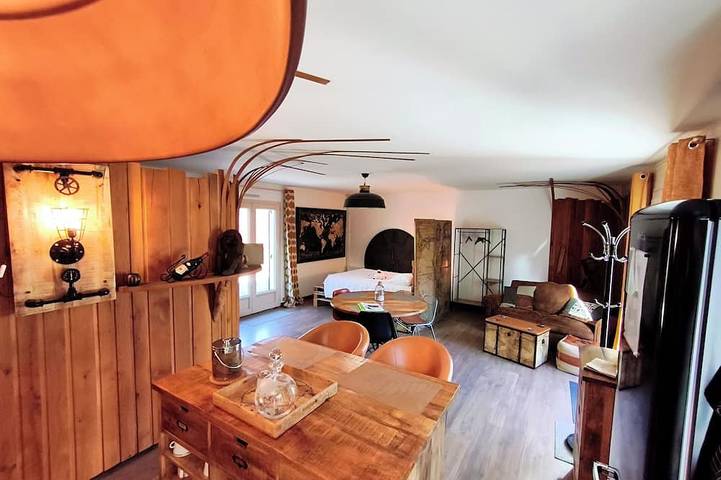 Location de vacances pour 2 personnes, avec jacuzzi à Lindry