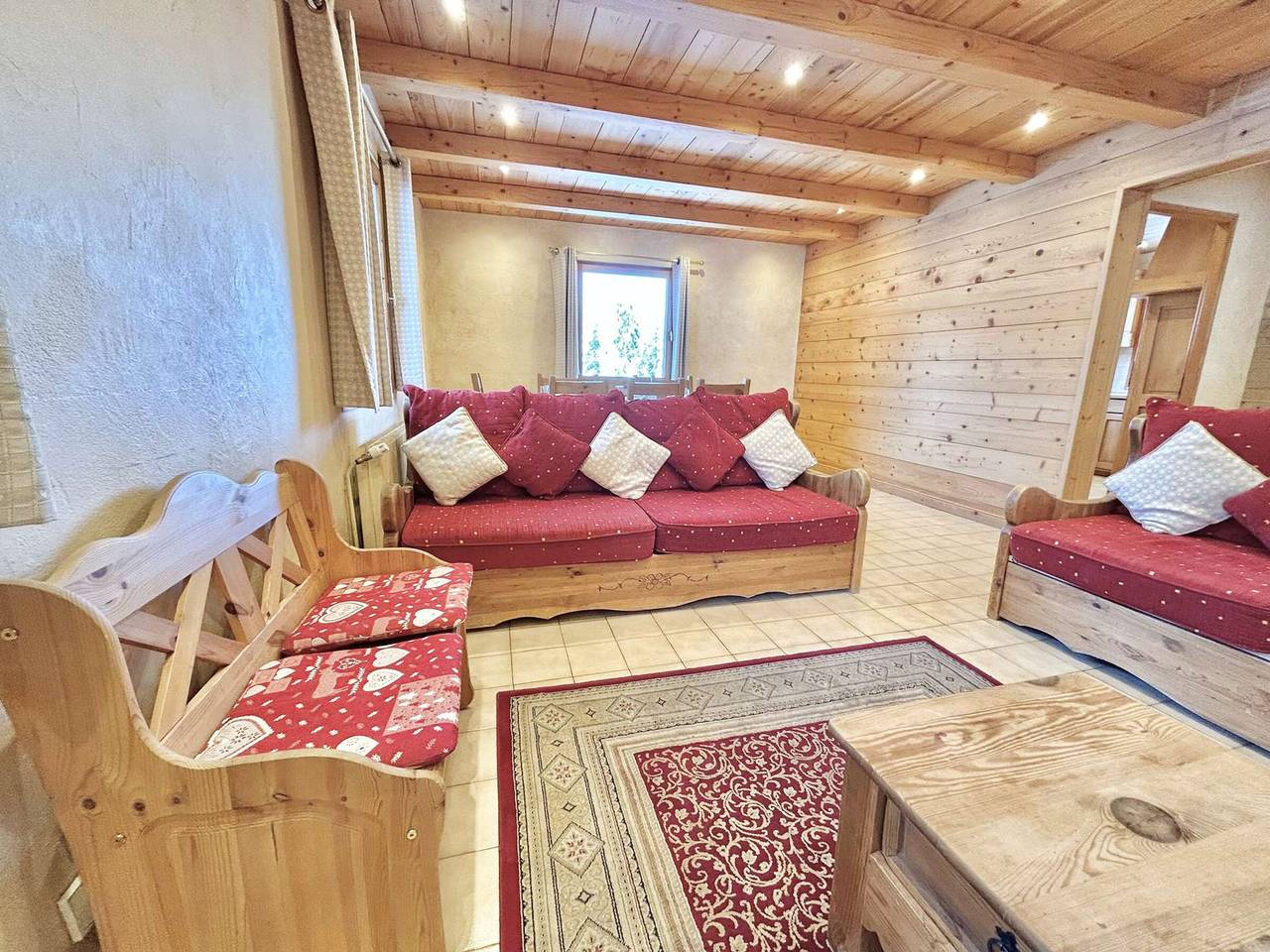 Chalet indépendant avec spa, sauna et cheminée à Notre-Dame-de-Bellecombe - 10 pers in Notre-Dame-de-Bellecombe, Région d'Albertville