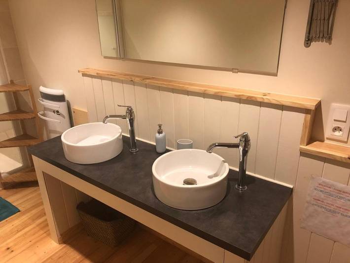 Location de vacances pour 6 personnes, avec piscine ainsi que jardin et vue, adapté aux familles à Beaulieu-sur-Dordogne - 3